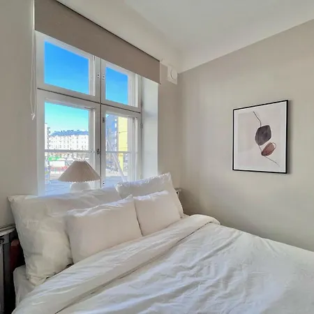 Stylish Flat Next To Metro Apartment Helsinki