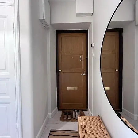 Stylish Flat Next To Metro